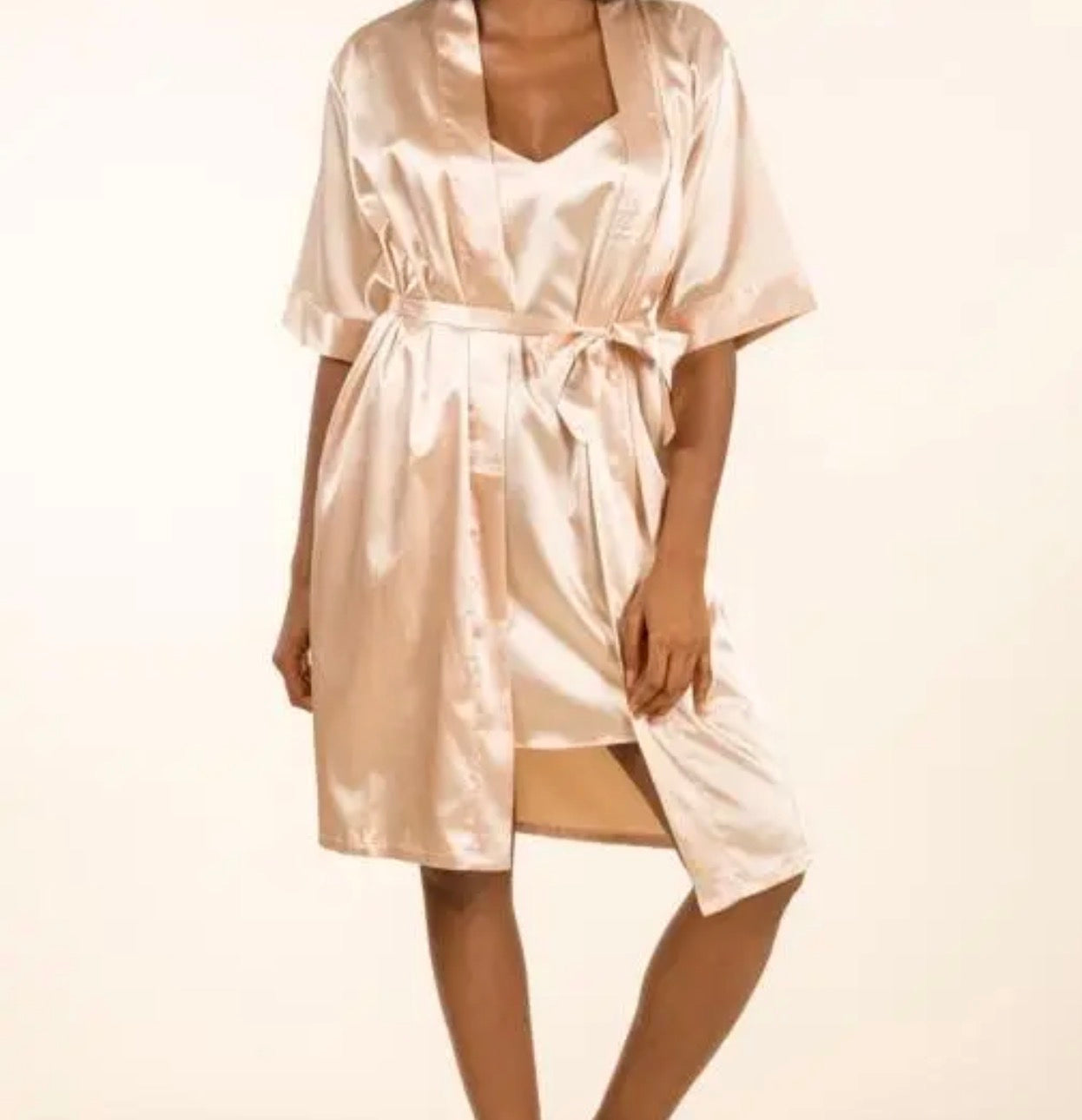 PEIGNOIR + NUISETTE SATINÉE NUDE